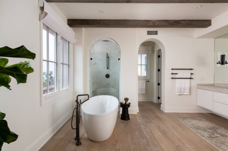 complete bathroom makeover in Brentood, CA