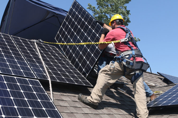 Solar panels installation company in Los Angeles, CA